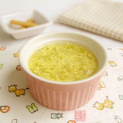 星期五：牛奶雞蛋小米粥促進睡眠