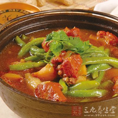 豆角土豆炖排骨