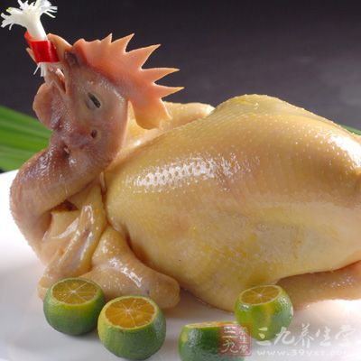 芝麻雞——體形較小，肉質結實，但部分人嫌它肉質粗糙，多用作煲湯