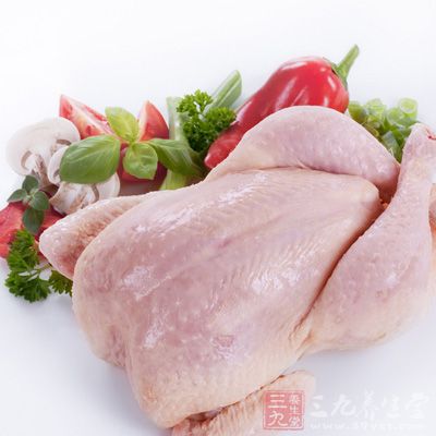 食材用料農家雞一只