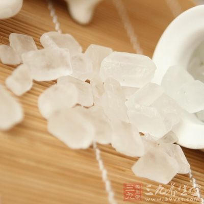 冰糖：和胃、健脾、潤肺止咳