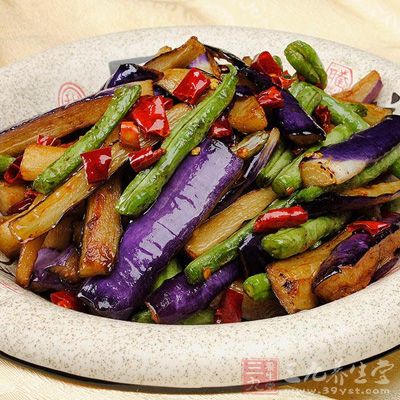 茄子燒豆角的制作方法