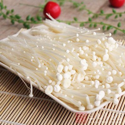 金針菇中還含有一種叫樸菇素的物質 金針菇中還含有一種叫樸菇素的物質