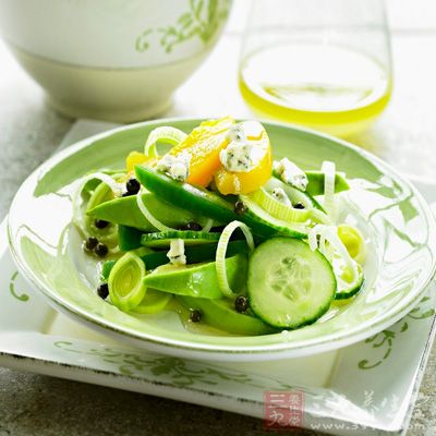 藍奶酪味道濃烈,通常在餐後單獨食用 藍奶酪味道濃烈,通常在餐後單獨食用