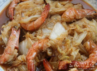 包菜炒蝦的制作方法