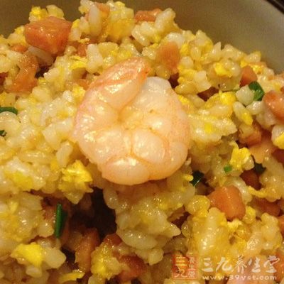 蝦仁火腿炒飯的制作方法
