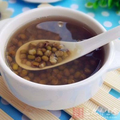 綠豆煮湯有消暑益氣、清熱解毒等食療功效