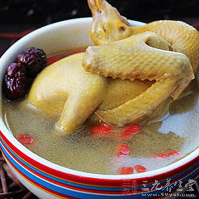 棗杞乳鴿湯