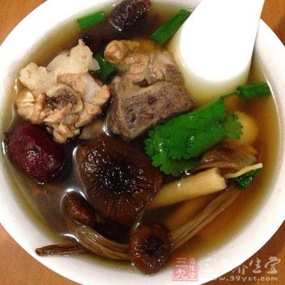 這個湯可以提高免疫力，補氣強身，不錯哦