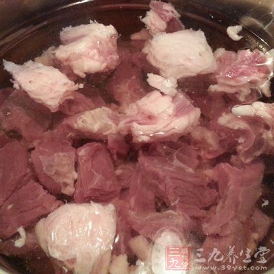 涼水牛肉下鍋焯水 涼水牛肉下鍋焯水