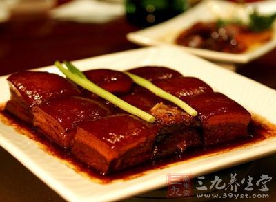 五花肋肉洗干淨 五花肋肉洗干淨