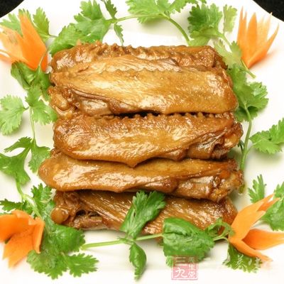 鹵鴨翅的制作方法