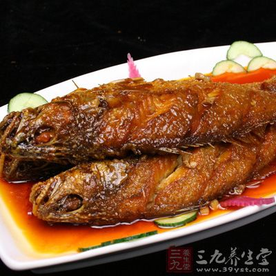用中火炖至原料入味精,放入味精和香菜段,起鍋盛入湯碗即可 用中火炖至原料入味精,放入味精和香菜段,起鍋盛入湯碗即可