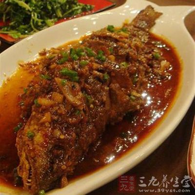 大黃魚:黃魚不能與中藥荊芥同食;吃魚前後忌喝茶;不宜與荞麥同食 大黃魚:黃魚不能與中藥荊芥同食;吃魚前後忌喝茶;不宜與荞麥同食