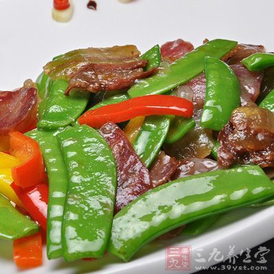 臘肉炒荷蘭豆的制作方法