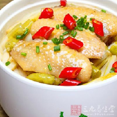 生姜末、大蒜末、蔥末少許、兩勺黃豆醬、五六顆青泡椒、干辣椒 生姜末、大蒜末、蔥末少許、兩勺黃豆醬、五六顆青泡椒、干辣椒