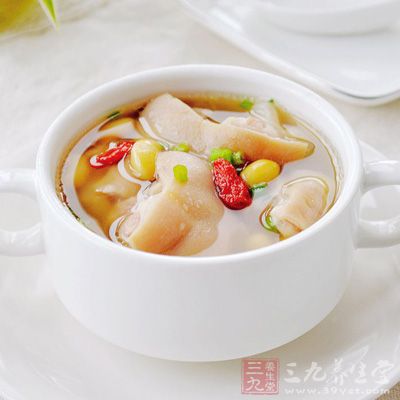 原料:豬蹄,黃豆,蔥,姜,八角,糖,鹽,雞精 原料:豬蹄,黃豆,蔥,姜,八角,糖,鹽,雞精