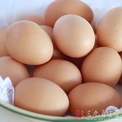 冰糖、魚肉、豬肉、雞蛋等
