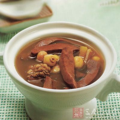木耳豬腰湯的制作方法