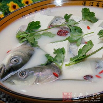 豆腐炖草魚的制作方法