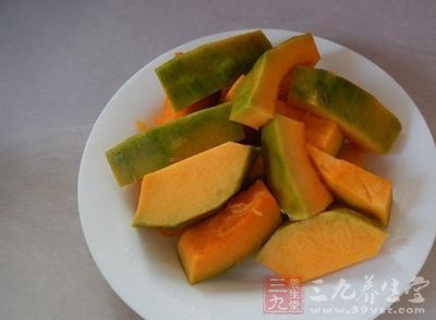 南瓜去皮切塊
