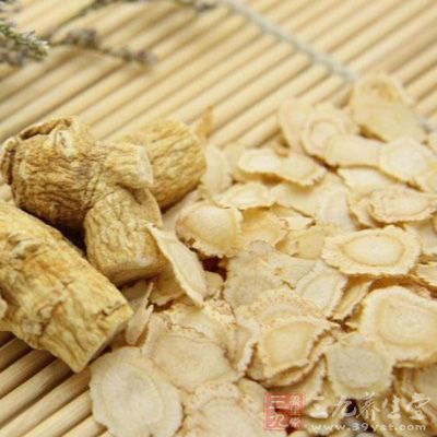 花旗參即西洋參,原產北美,因前人統稱歐美等地為“西洋” 花旗參即西洋參,原產北美,因前人統稱歐美等地為“西洋”