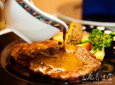 牛排是西餐中最常見的食物之一