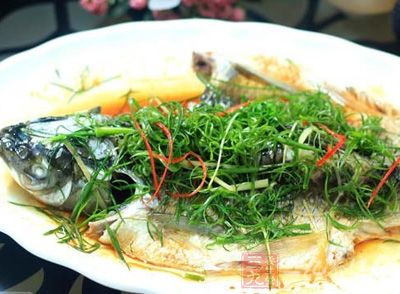 清蒸草魚的制作方法