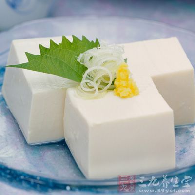 用鹵水豆腐制作此菜,效果會更好 用鹵水豆腐制作此菜,效果會更好