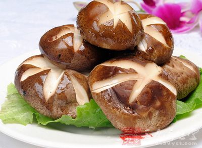菇類即食產品越來越多，其中香菇醬是以香菇為主要原料