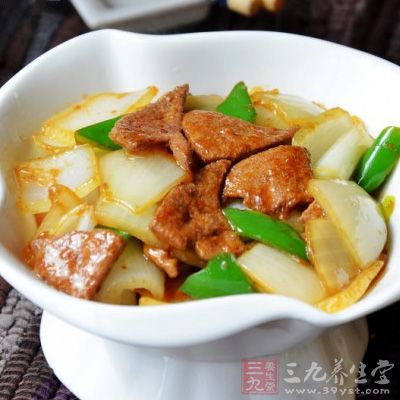 家常洋蔥炒豬肝的制作方法