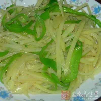 待鍋中料汁包裹住原料時即可，淋少許麻油裝盤