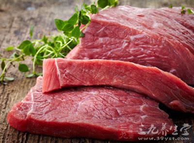 牛肉500克，味精2克，胡椒粉、八角、大蔥各5克