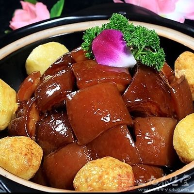 半小時前後，土豆熟，汁收濃