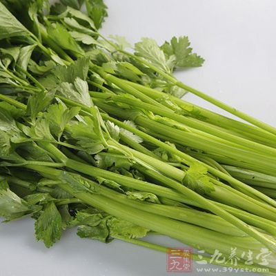 芹菜富含纖維素可潤腸通便;牛肉高蛋白質低脂肪 芹菜富含纖維素可潤腸通便;牛肉高蛋白質低脂肪