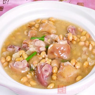 家常黃豆炖豬蹄的制作方法