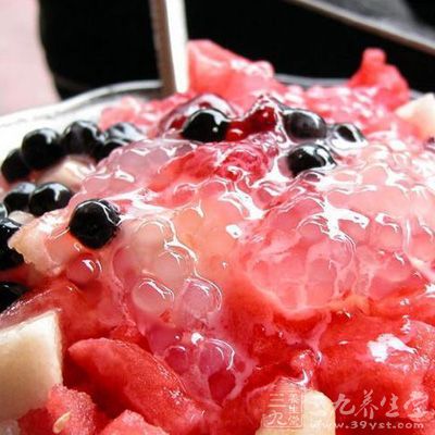 材料:椰子汁(或椰子粉),西米 材料:椰子汁(或椰子粉),西米