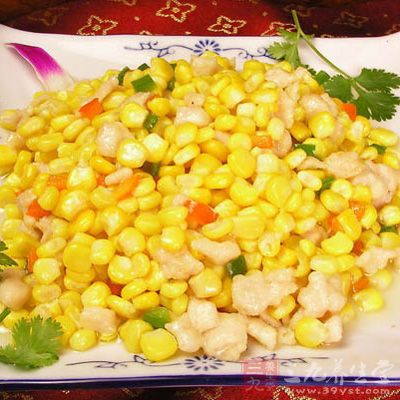 材料:玉米粒 黃瓜 火腿腸 胡蘿卜 食鹽 油 雞精 白糖 澱粉 材料:玉米粒 黃瓜 火腿腸 胡蘿卜 食鹽 油 雞精 白糖 澱粉