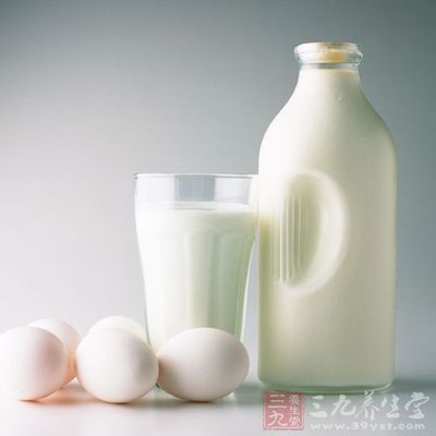 牛奶加雞蛋的早餐並不科學 牛奶加雞蛋的早餐並不科學
