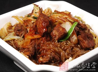 豬肉白菜炖粉條的制作方法