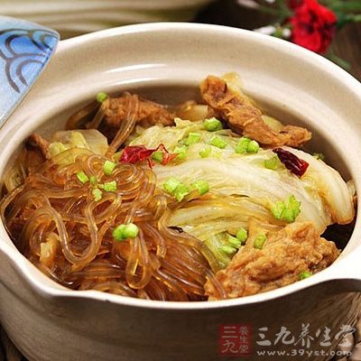 白菜木耳炖粉絲的制作方法