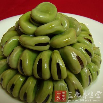蠶豆剝去外殼 蠶豆剝去外殼