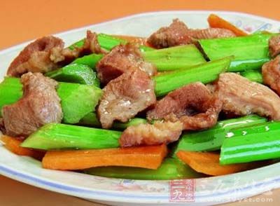 芹菜炒肉菜品特色