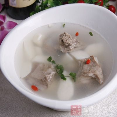山藥羊排湯的制作方法