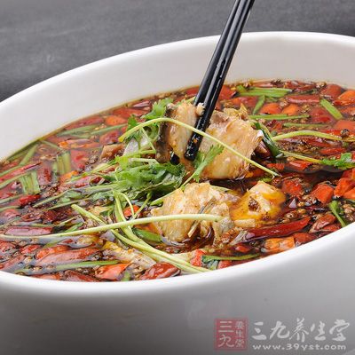 耗兒魚洗干淨後加適量鹽和料酒碼一下,主要是為了去腥 耗兒魚洗干淨後加適量鹽和料酒碼一下,主要是為了去腥