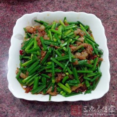 韭菜花豆干炒肉的制作方法
