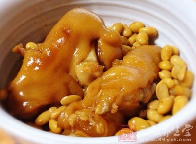 黃豆炖豬蹄的制作方法