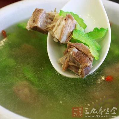 苦瓜排骨湯