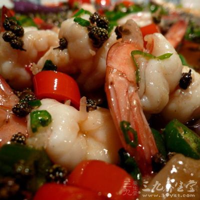 調料：鹽，雞精，醬油，白糖，料酒，干辣椒