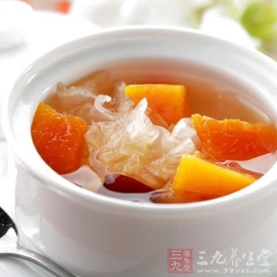 銀耳紅棗木瓜羹的制作方法